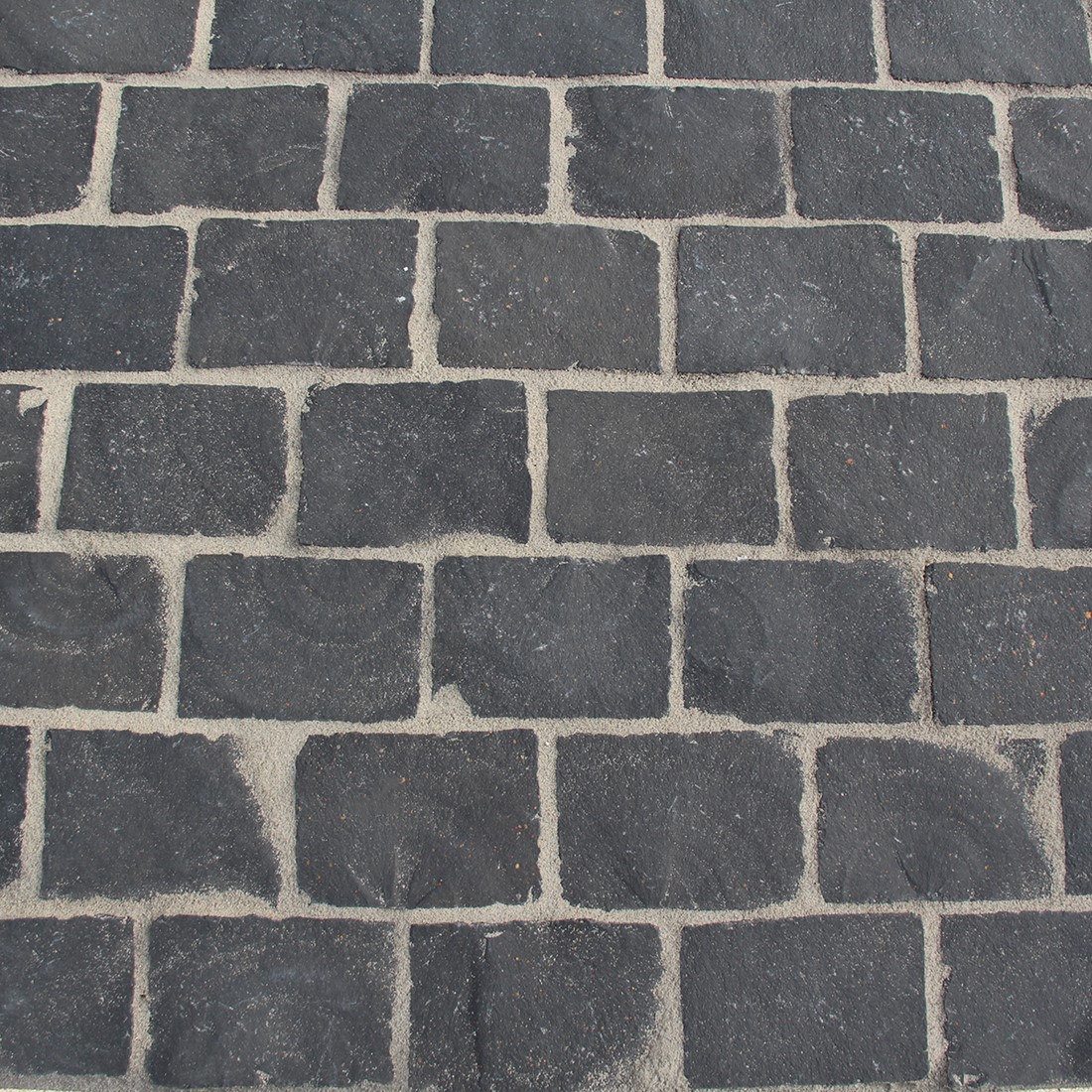 TB Basaltkei Rion 14x20x5-7cm Antraciet