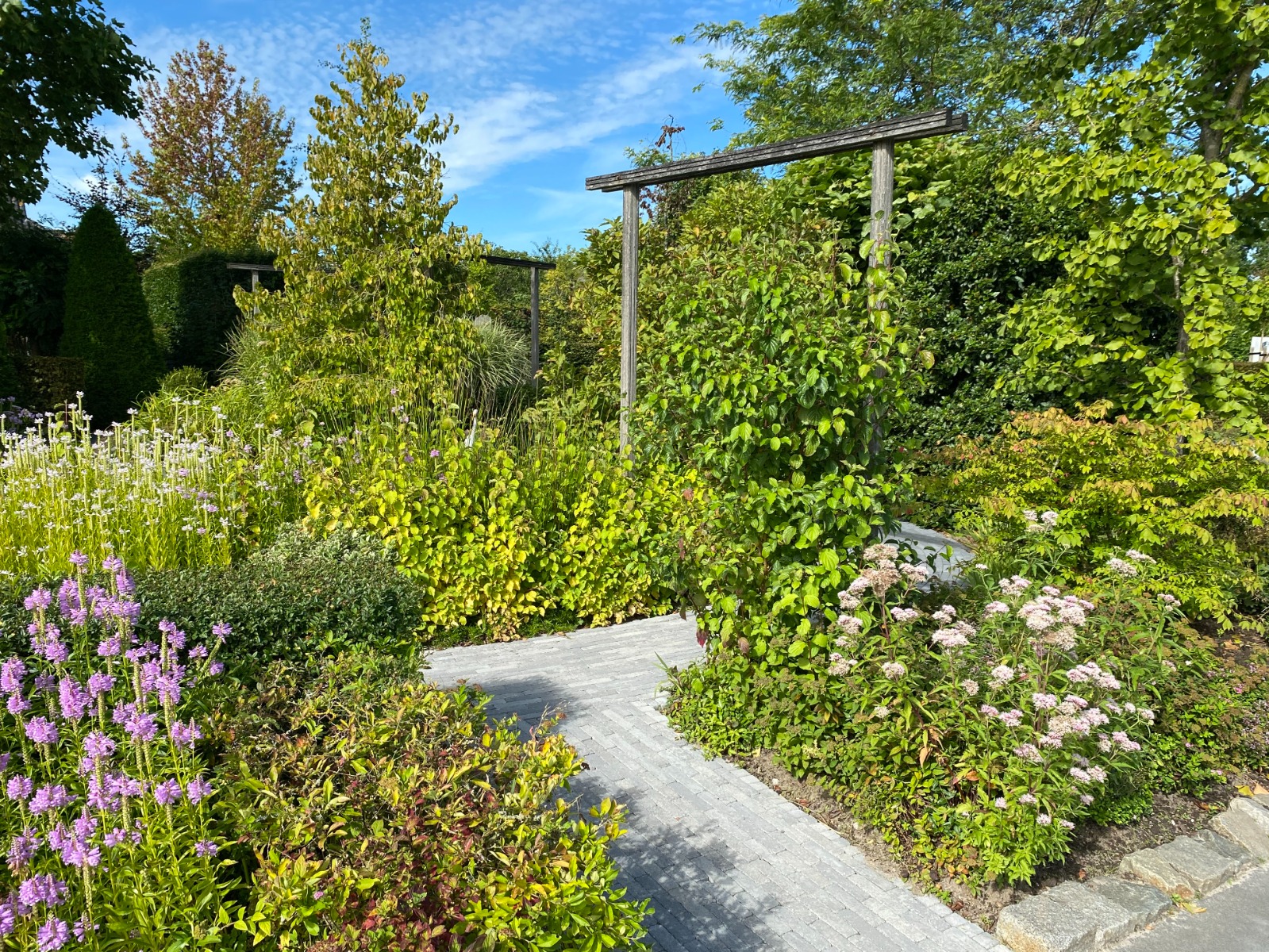 Getrommelde of strakke klinkers kiezen voor jouw droomtuin